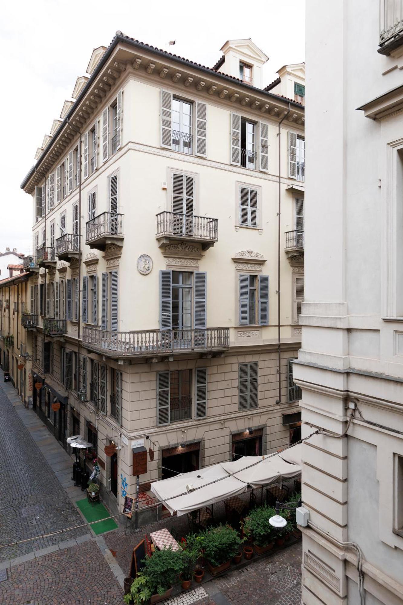 Palazzo Bellezia Luxury Suites & Spa 都灵 外观 照片